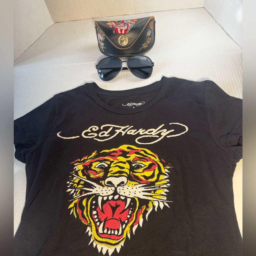 Ed Hardy Eye Glass Case Black Tee Y2K with Vibrant Tiger Design L